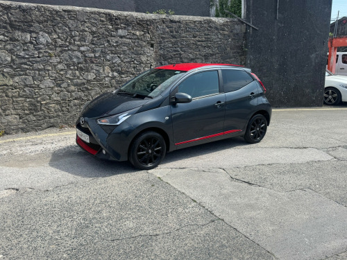Toyota AYGO  1.0 VVT-i x-press Hatchback 5dr Petrol Manual Euro 6 (71 ps)