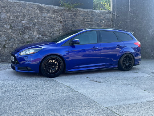 Ford Focus  2.0T EcoBoost ST-3 Estate 5dr Petrol Manual Euro 5 (s/s) (250 ps)