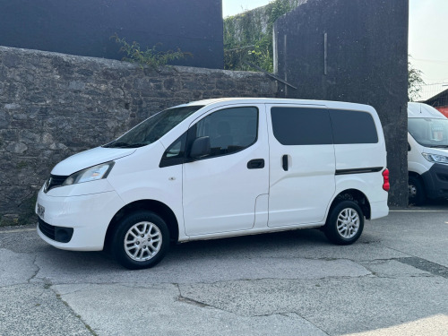Nissan NV200  1.5 dCi Acenta MPV Double Cab 5dr Diesel Manual Euro 5 (5 Seat) (90 ps)