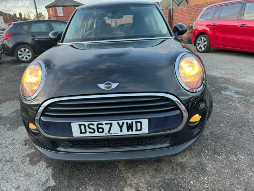 MINI Hatch  1.5 Cooper D Euro 6 (s/s) 5dr