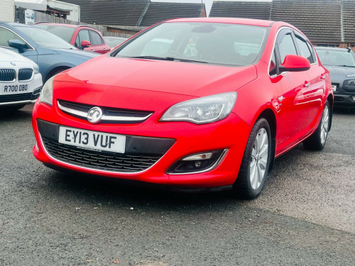 Vauxhall Astra  1.6 16v Elite Auto Euro 5 5dr