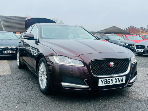 Jaguar XF  2.0d Prestige Auto Euro 6 (s/s) 4dr