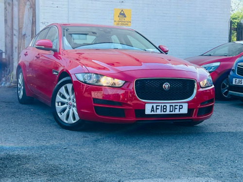 Jaguar XE  2.0d SE Auto Euro 6 (s/s) 4dr