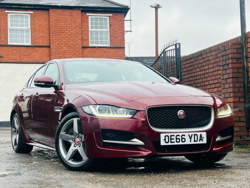 Jaguar XE  2.0d R-Sport Auto AWD Euro 6 (s/s) 4dr 