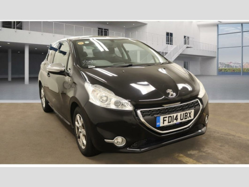 Peugeot 208  1.2 VTi Style Euro 5 3dr