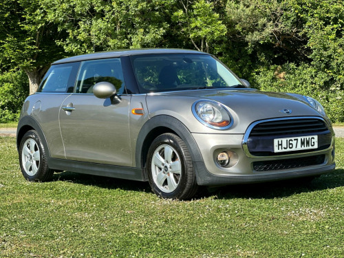 MINI Hatch  1.5 Cooper Auto Euro 6 (s/s) 3dr