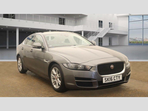 Jaguar XE  2.0d Prestige Auto Euro 6 (s/s) 4dr