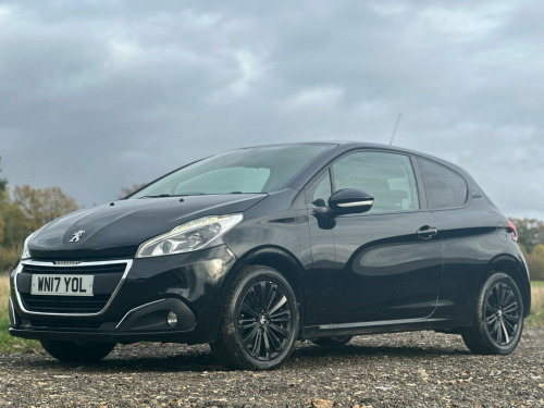 Peugeot 208  1.2 PureTech Black Edition Euro 6 3dr