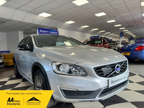 Volvo V60  D3 CROSS COUNTRY SE NAV AUTO DIESEL 97000 MILES