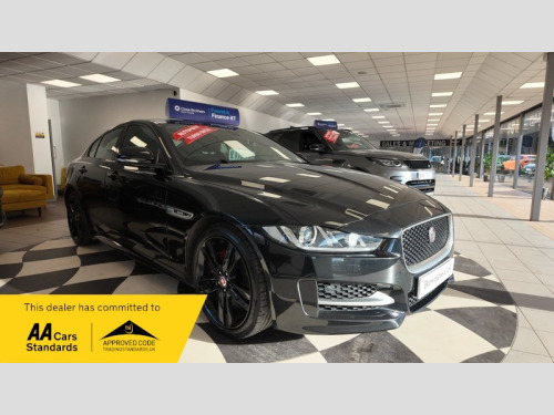 Jaguar XE  R-SPORT AUTO DIESEL 50000 MILES