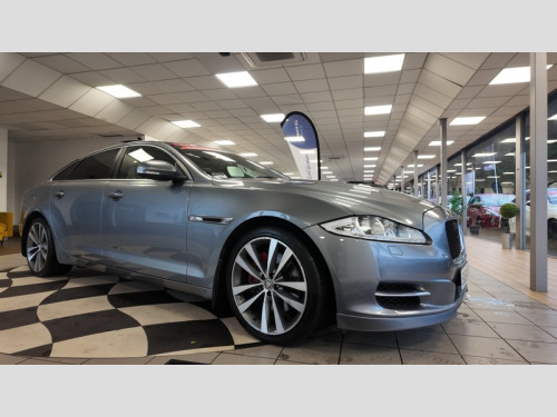 Jaguar XJ  D V6 PREMIUM LUXURY L SAT NAV PANO ROOF LEATHER AUTO