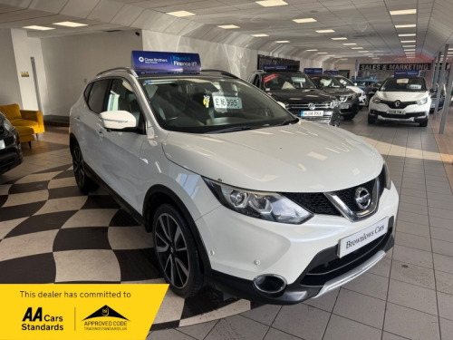 Nissan Qashqai  DCI TEKNA LEATHER SEATS PANO ROOF SAT NAV 4X4