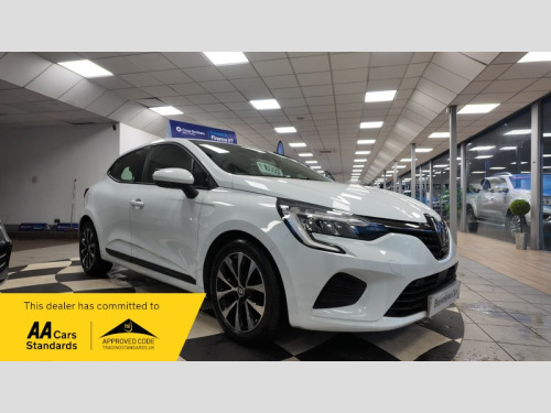 Renault Clio  ICONIC TCE 71 PLATE SAT NAV 52000 MILES 