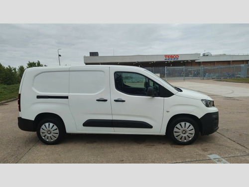 Peugeot Partner  1.5 BlueHDi 1000 Professional Standard Panel Van 5dr Diesel Manual SWB Euro