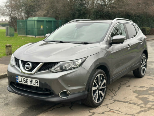 Nissan Qashqai  1.2 DIG-T Tekna XTRON 2WD Euro 6 (s/s) 5dr