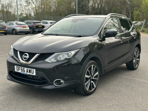 Nissan Qashqai  1.2 DIG-T Tekna XTRON 2WD Euro 6 (s/s) 5dr