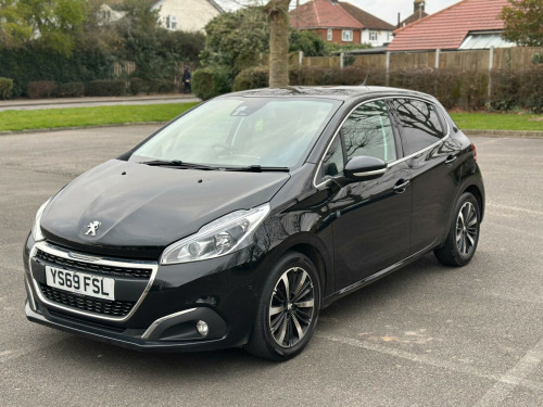 Peugeot 208  1.2 PureTech Tech Edition Euro 6 (s/s) 5dr