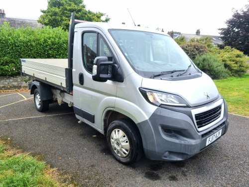 Peugeot Boxer  2.0 BlueHDi Chassis Cab 130ps