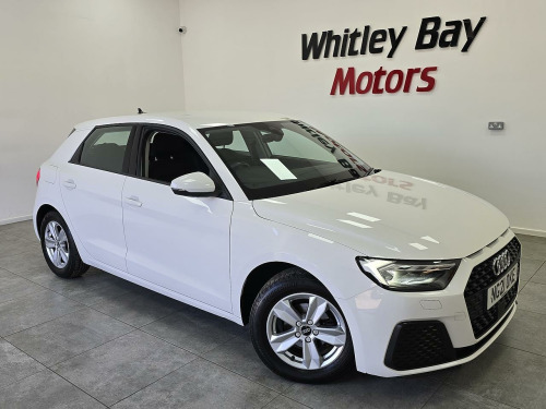 Audi A1  1.0 TFSI 25 Technik Sportback 5dr Petrol Manual Euro 6 (s/s) (95 ps) 