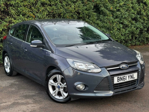 Ford Focus  1.6 Zetec Euro 5 5dr