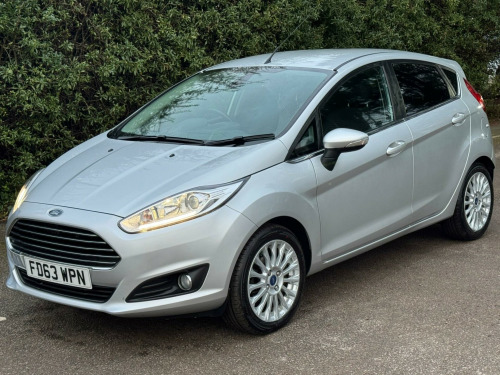 Ford Fiesta  1.0T EcoBoost Titanium Euro 5 (s/s) 5dr