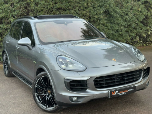 Porsche Cayenne  3.0 V6 E-Hybrid S TiptronicS 4WD Euro 6 (s/s) 5dr