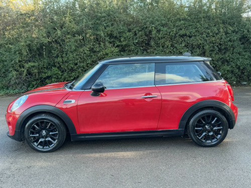 MINI Hatch  1.5 Cooper Euro 6 (s/s) 3dr