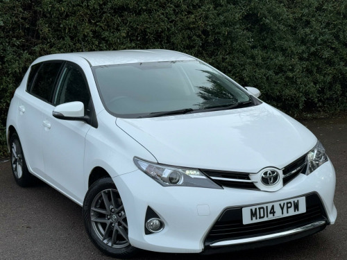 Toyota Auris  1.6 V-Matic Icon Plus Euro 5 5dr