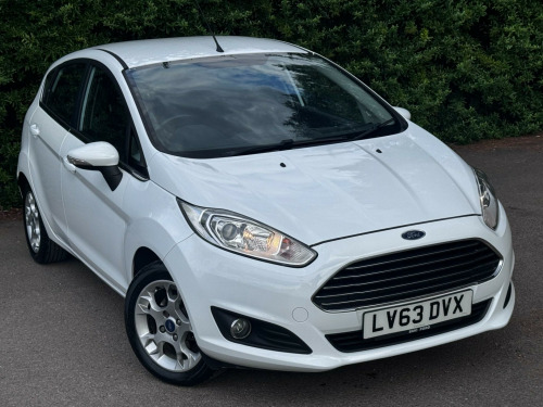 Ford Fiesta  1.0T EcoBoost Zetec Euro 5 (s/s) 5dr