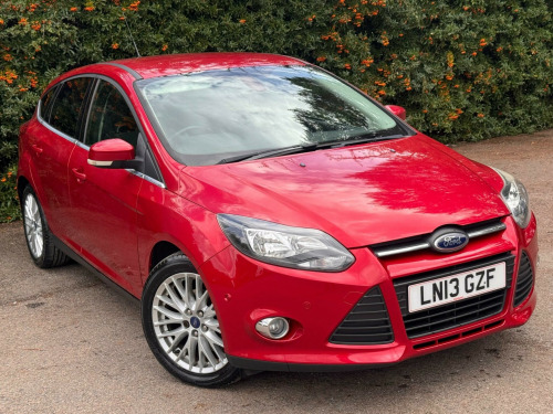 Ford Focus  1.0T EcoBoost Zetec Euro 5 (s/s) 5dr