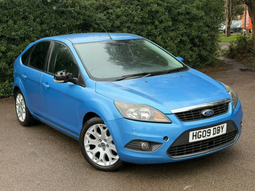 Ford Focus  1.6 Zetec 5dr 