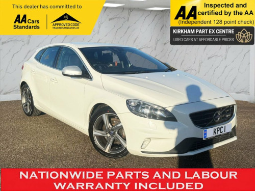 Volvo V40  1.6 D2 R-Design Hatchback 5dr Diesel Manual Euro 5