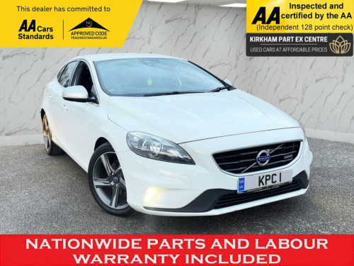 Volvo V40  1.6 D2 R-Design Hatchback 5dr Diesel Manual Euro 5