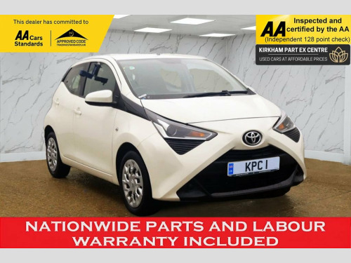 Toyota AYGO  1.0 VVT-i x-play Hatchback 5dr Petrol Manual Euro 