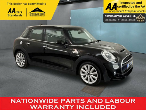 MINI Hatch  2.0 Cooper SD Hatchback 5dr Diesel Manual Euro 6 (