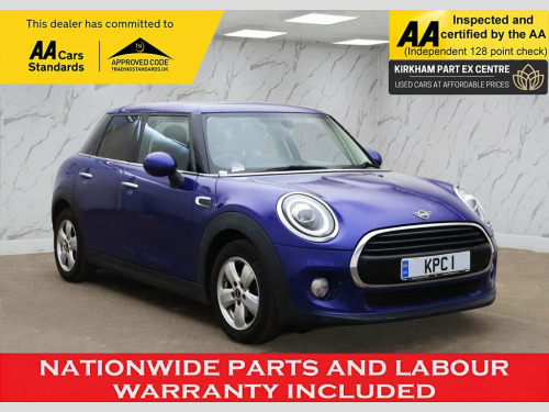 MINI Hatch  1.5 Cooper Classic Hatchback 5dr Petrol Manual Eur