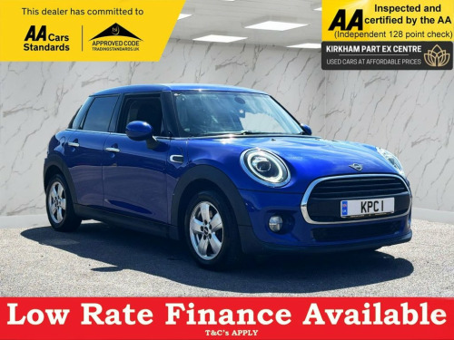 MINI Hatch  1.5 Cooper Classic Hatchback 5dr Petrol Manual Eur