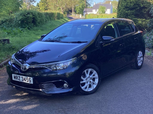 Toyota Auris  1.6 D-4D Icon Hatchback 5dr Diesel Manual Euro 6 (