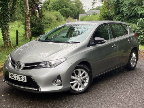 Toyota Auris  1.4 D-4D Icon Hatchback 5dr Diesel Manual Euro 5 (