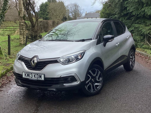 Renault Captur  1.3 TCe ENERGY Iconic SUV 5dr Petrol Manual Euro 6 