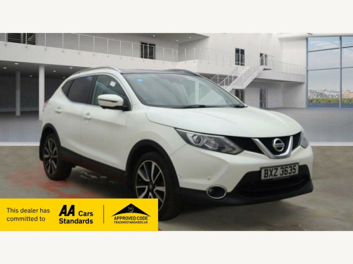 Nissan Qashqai  1.2 DIG-T Tekna 2WD Euro 5 (s/s) 5dr