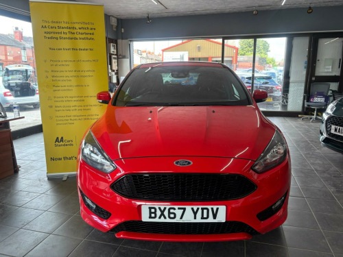Ford Focus  1.0T EcoBoost ST-Line Euro 6 (s/s) 5dr