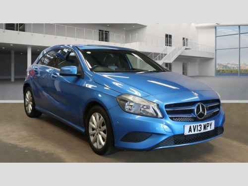 Mercedes-Benz A-Class A180 1.6 A180 BlueEfficiency SE 7G-DCT Euro 6 (s/s) 5dr