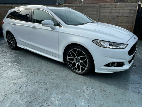 Ford Mondeo  2.0 TDCi Titanium Powershift Euro 6 (s/s) 5dr