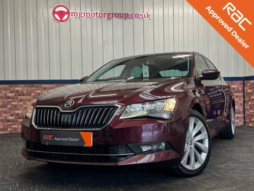 Skoda Superb  2.0 TDI SE Business Hatchback 5dr Diesel Manual Eu