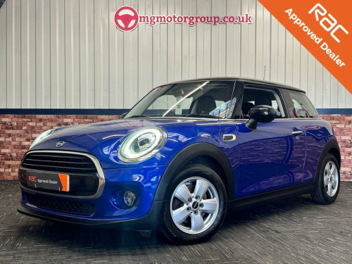 MINI Hatch  1.5 Cooper Classic Hatchback 3dr Petrol Manual Eur