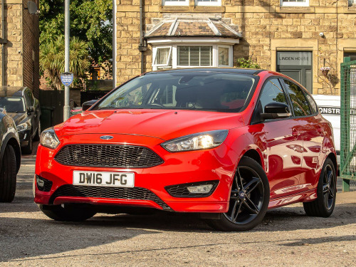 Ford Focus  1.5T EcoBoost Zetec S Red Edition Euro 6 (s/s) 5dr