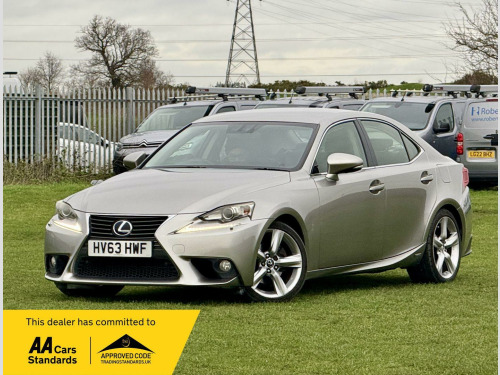 Lexus IS  2.5 300h Premier E-CVT Euro 5 (s/s) 4dr