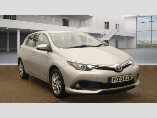 Toyota Auris  1.2 VVT-i Business Edition CVT Euro 6 (s/s) 5dr