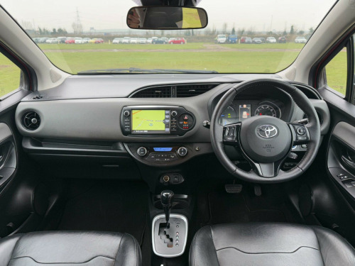 Toyota Yaris  1.5 VVT-h Icon Tech E-CVT Euro 6 (s/s) 5dr